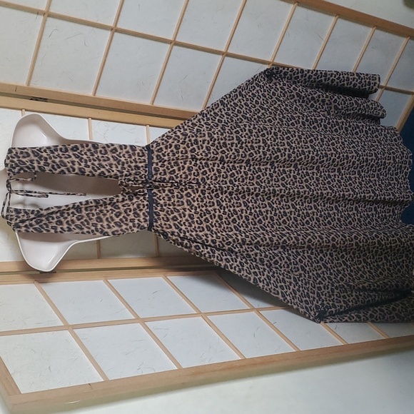 Women Halo leopard Fashion Nova maxi dress size medium - Picture 5 of 8